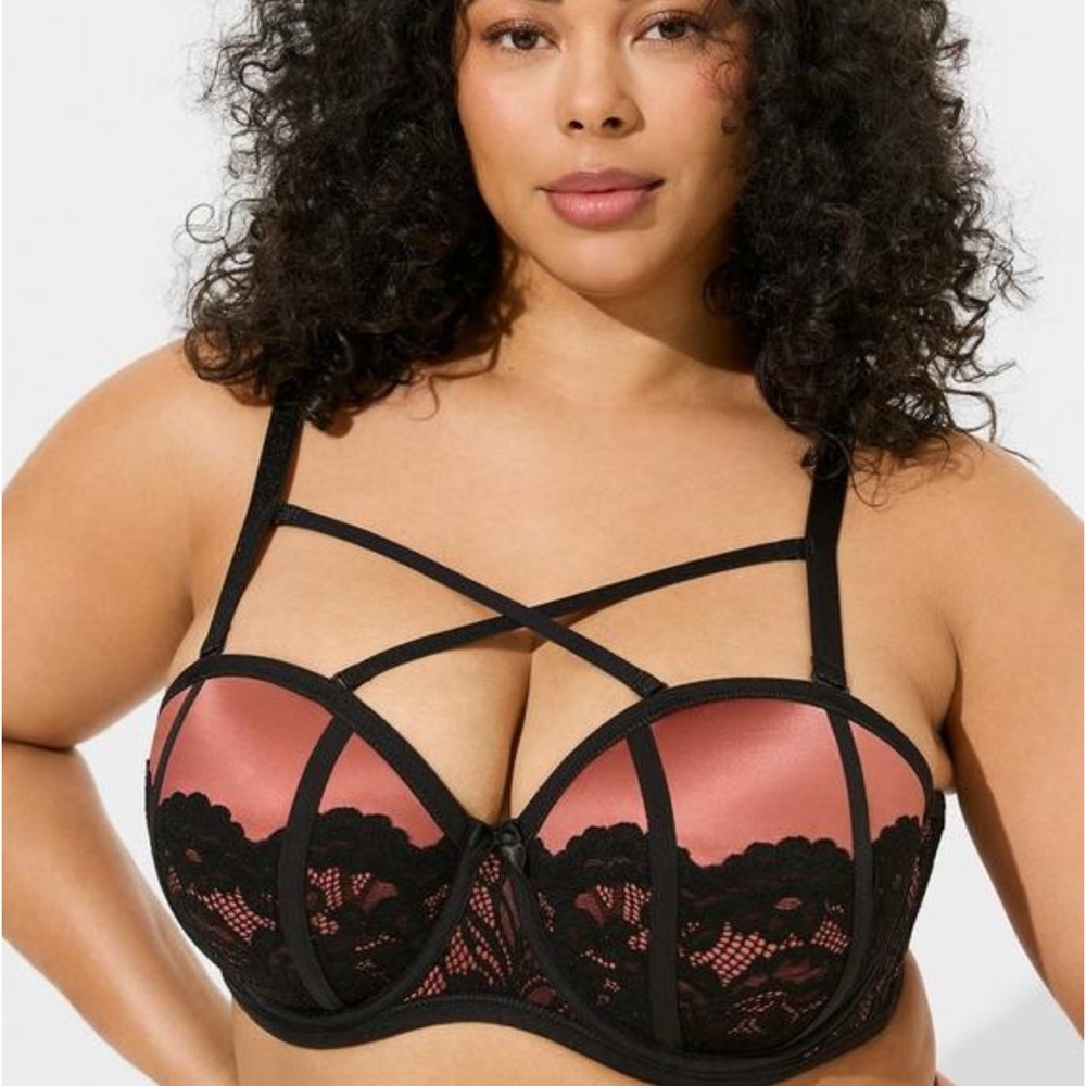Bombshell Everyday Strapless Push-Up Bra Nwot - image 1